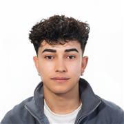 Professor de Bachillerato y ESO, con amplia formación pedagógica y en contenidos